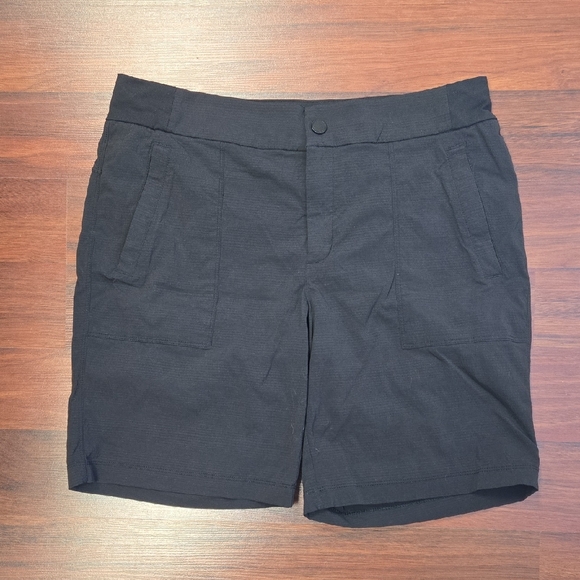 Athleta Pants - Athleta Women's Black Bermuda Shorts Size 12